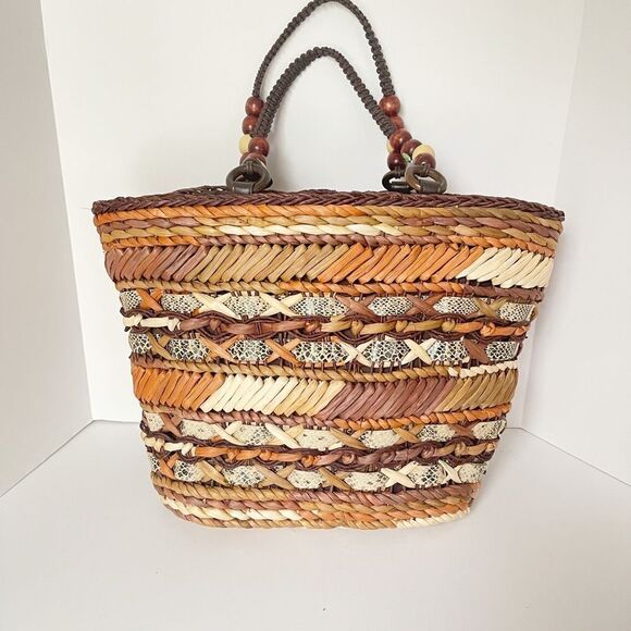 Large Woven Straw tote - Picture 2 of 6